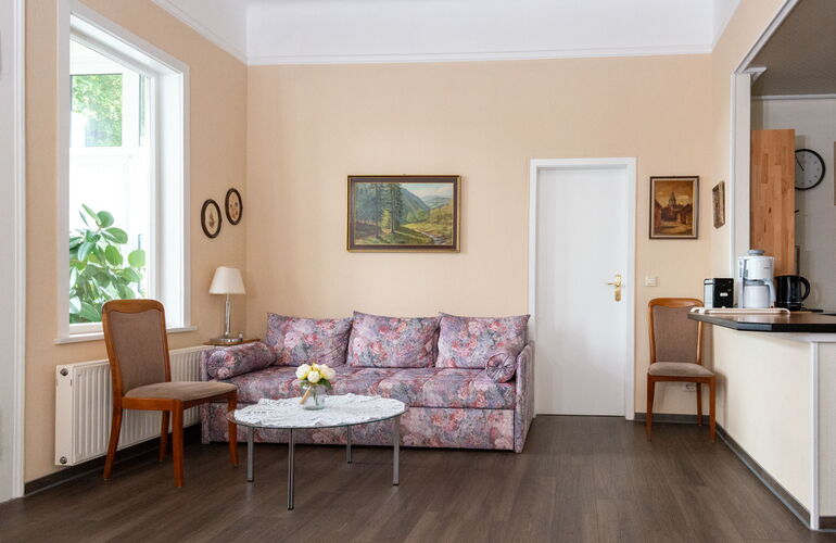 Wohnraum in einer Ferienwohnung in der Villa Regina Friedrichroda