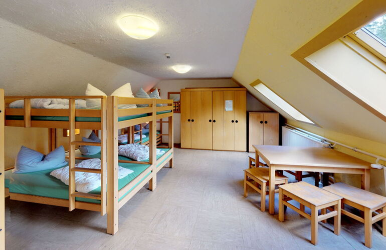 Zimmer mit Stockbetten im Waldhof Finsterbergen