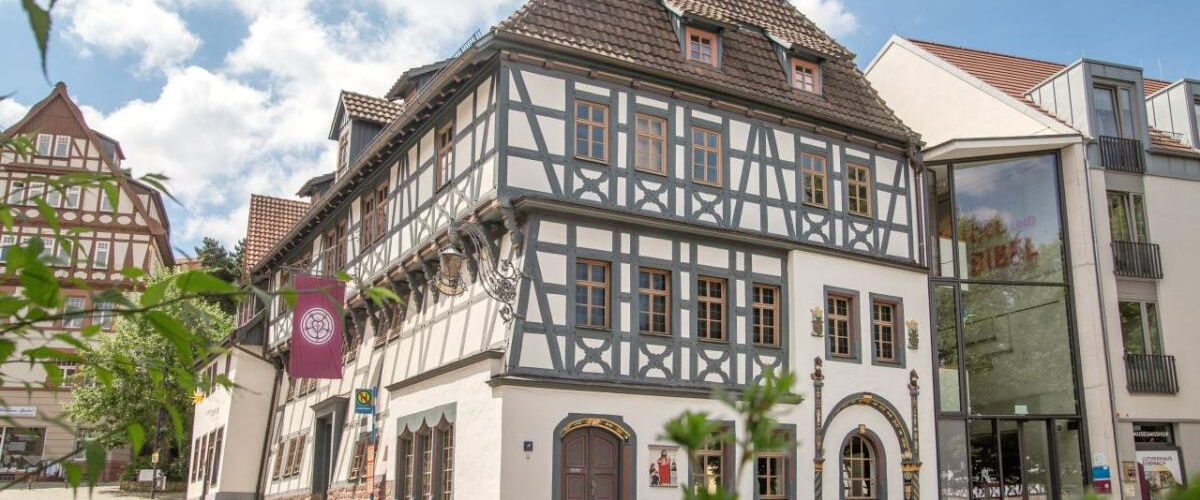 Die Außenansicht des Lutherhauses in Eisenach.