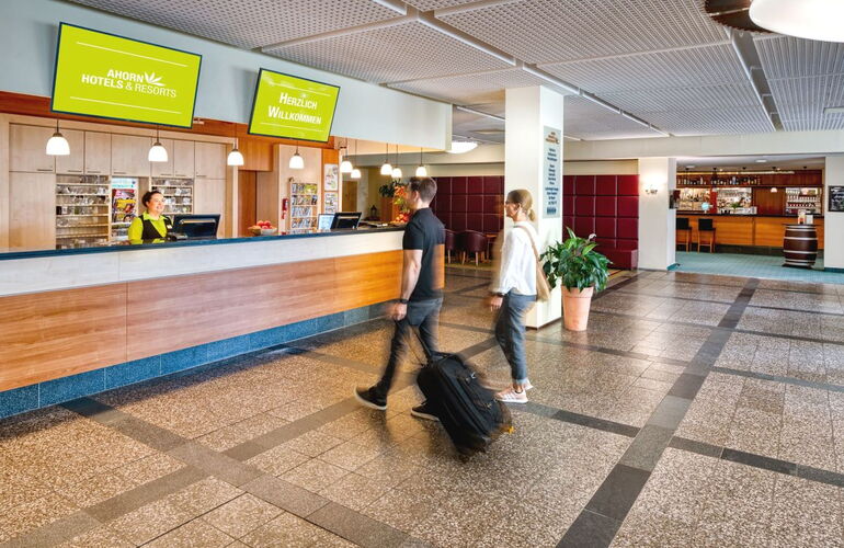 Rezeption & Lobby © 