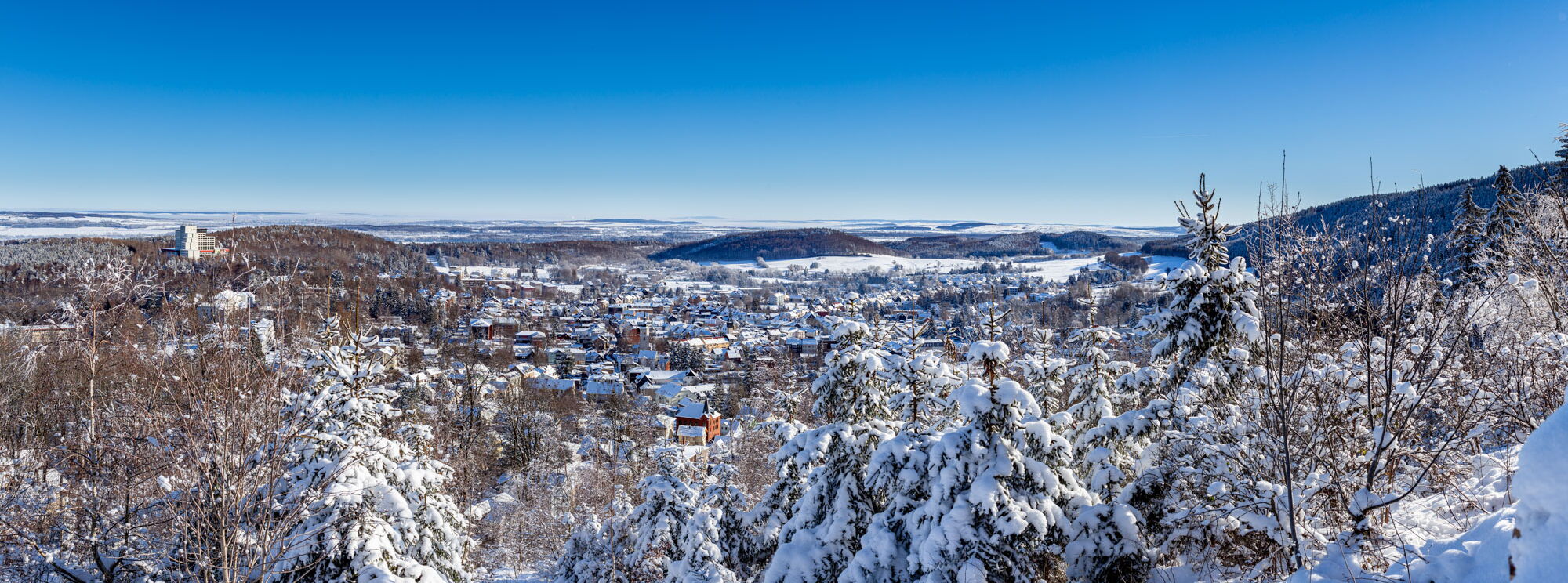 Winterliche Panorama-Ansicht von Friedrichroda