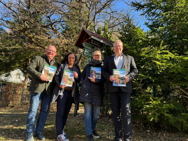 Gruppenbild zur Präsentation Gastgeberverzeichnis 2026