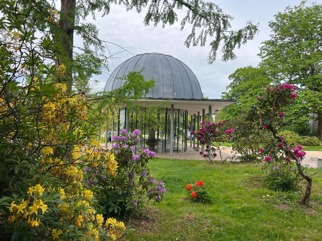 Kurpark Friedrichroda mit Trinkpavillon